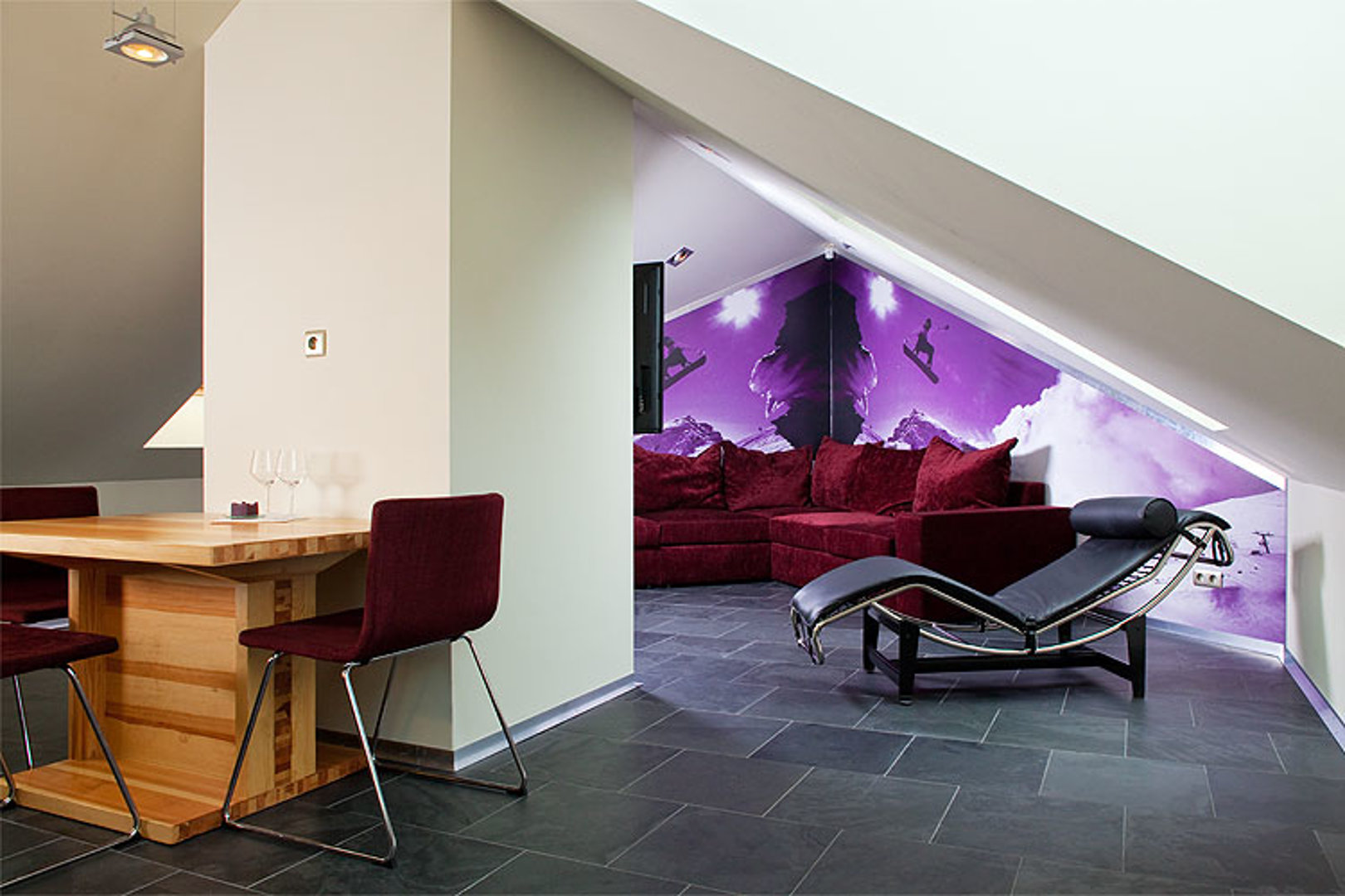 Apartament 5 – Fioletowy